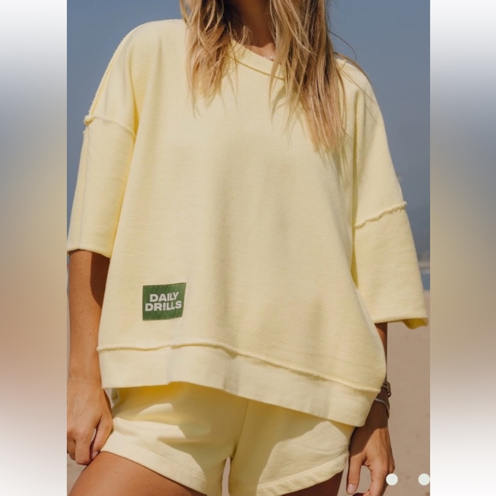 NWT Daily Drills Cropped Sleeve Crew and Super Short Sweat Set - XS/S